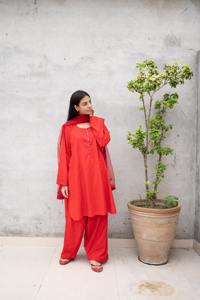 RED MINIMAL CHIC - STITCHED